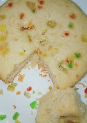 एगलेस टूटी फ्रूटी केक (Eggless tutti fruity cake recipe in hindi) रेसिपी मुख्य फोटो