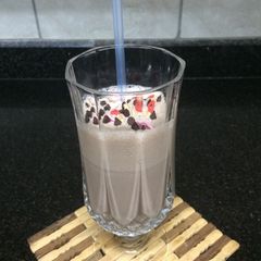 A picture of Easy Chocolate Milkshake.