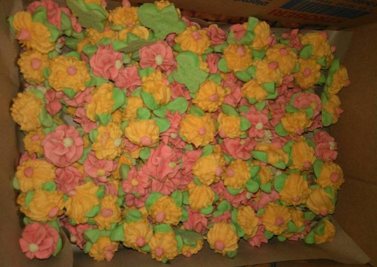 Resep Semprit Sagu 4 bahan Anti Gagal