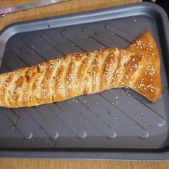 A picture of Chicken bread.