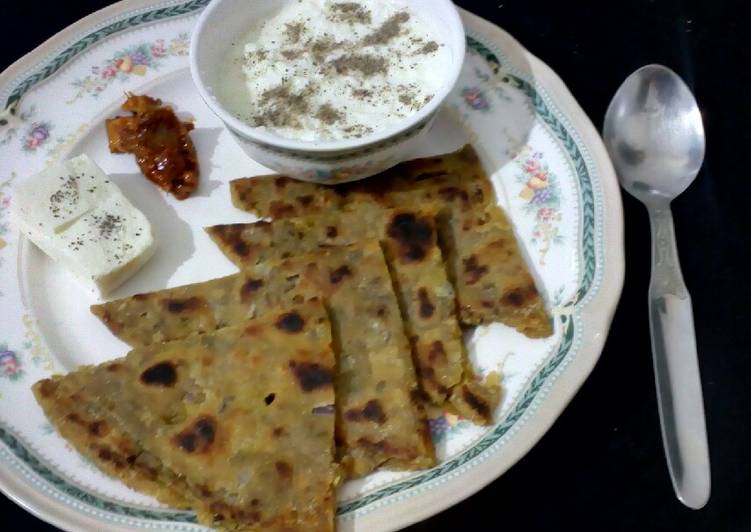 Dal Parantha with 25g Paneen