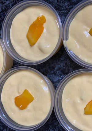 A picture of Mango ice cream.