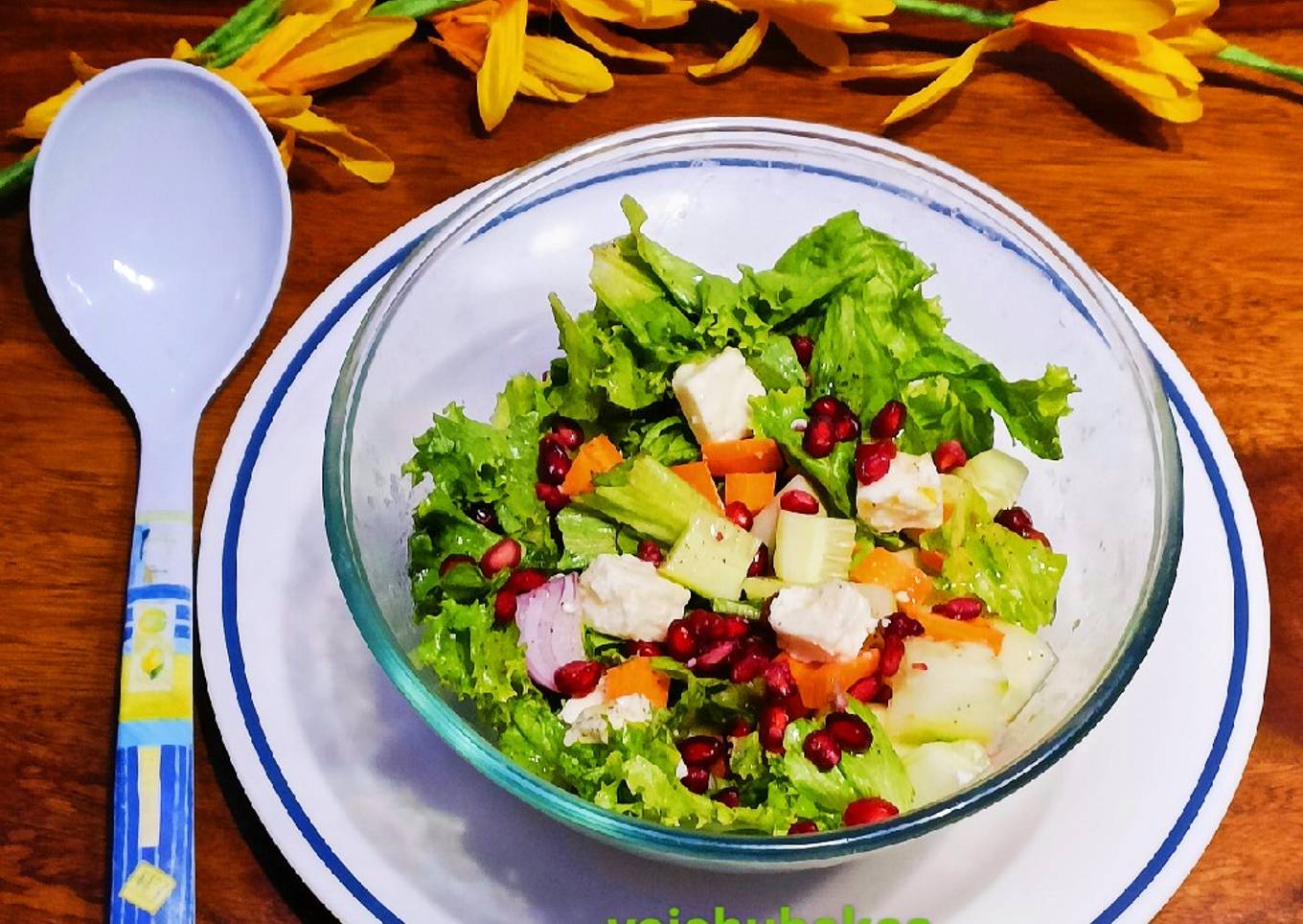 Veggies, fruits and Cheese Salad