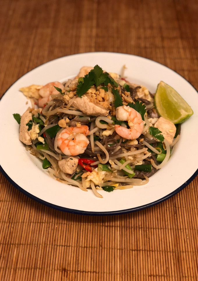 A picture of On the fly soba pad thai 🇹🇭.