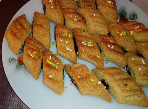 صورة لوصفة حلوي العيد المقروض الليبي باسهل طريقه