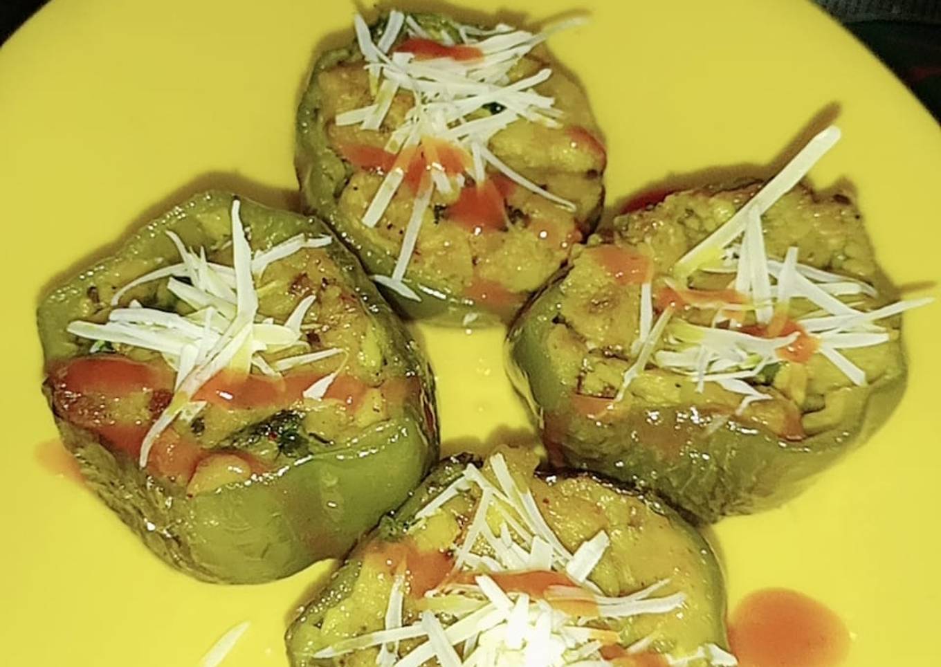 Stuffed capsicum