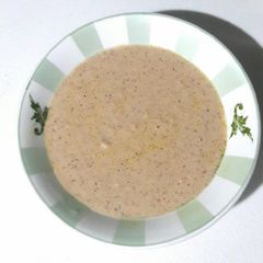 A picture of Peanut Coconut Chutney.