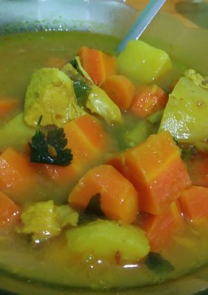 Foto resep Sup Ayam bumbu kuning
