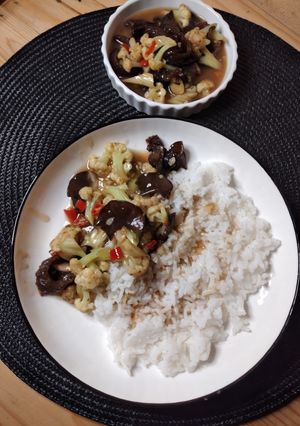 Foto resep Tumis Bunga Kol dan Jamur Kuping
