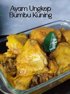 Foto resep Ayam Ungkep Bumbu Kuning