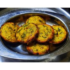A picture of Amaranth leaves paddu.