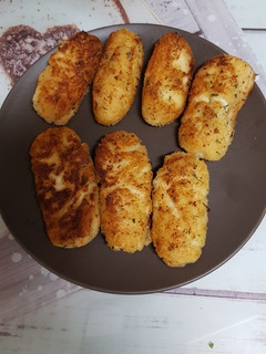 Una foto de Croquetas de salmón