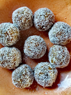 Una foto de Las trufas más fáciles del mundo 😋
