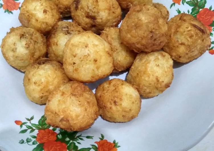 Cara menyajikan Singkong goreng/misro  yang Lezat Sekali