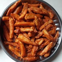 A picture of Aalu ke crispy pakode.