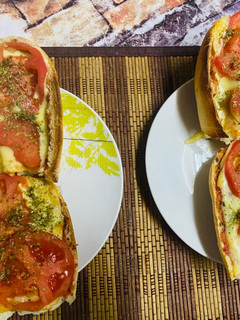 Una foto de Pizza en Marraqueta
