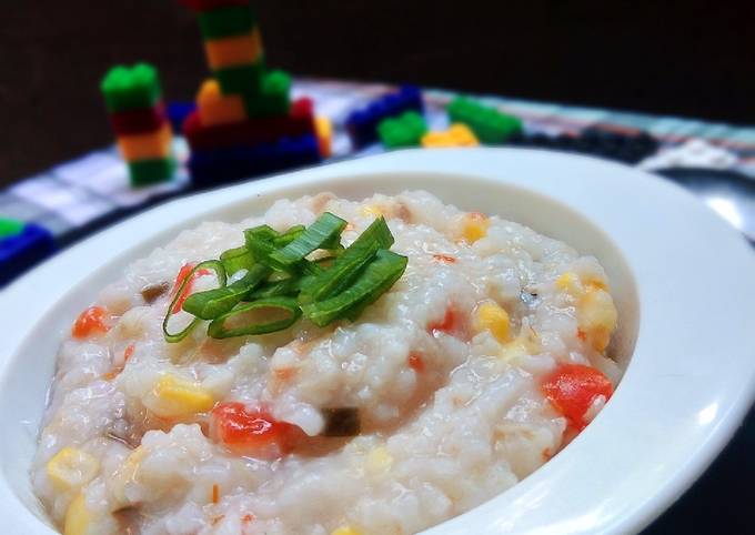 Resep Bubur Ikan And Sayuran 🐟🍅🌽 Mpasi 7m Oleh Dhenia Zhaier 🆕 Cookpad