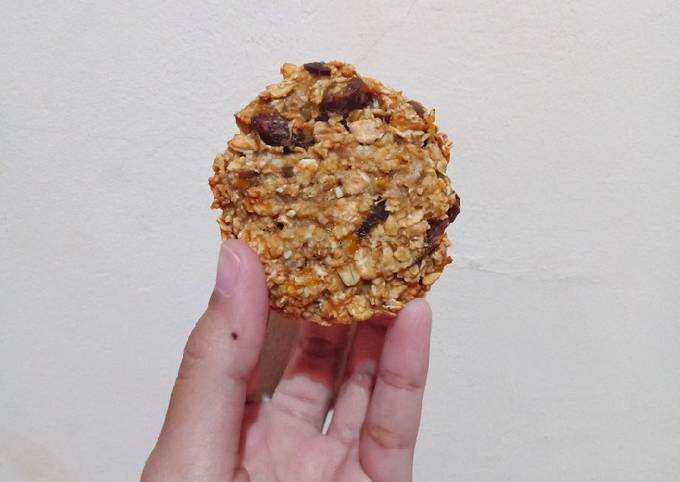 Banana Muesli Chewy Cookies