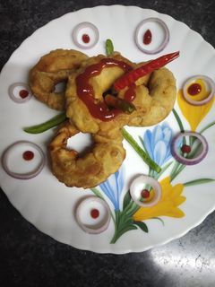 আলু চিকেন রিং সমোসা (aloo chicken ring samosa recipe in Bengali) রেসিপির প্রধান ছবি