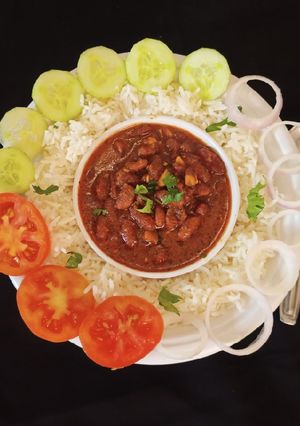 રાજમા ચાવલ (Rajma Rice Recipe In Gujarati) રેસીપી મુખ્ય ફોટો