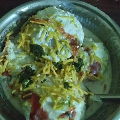 Dahi balla (steamed curd vada) A picture of Dahi balla (steamed curd vada).
