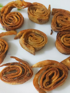 A picture of Spiral roty crisps.