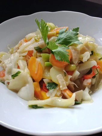 Langkah Gampang Membikin Resep Tumis Sayur Sop Pentol yang Lezat Anti Ribet, Bikin Ngiler