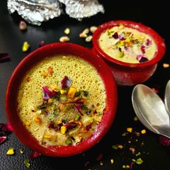 A picture of Matka Kulfi.