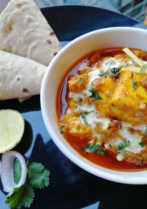 শাহী পনির(shahi paneer recipe in Bengali) রেসিপির প্রধান ছবি