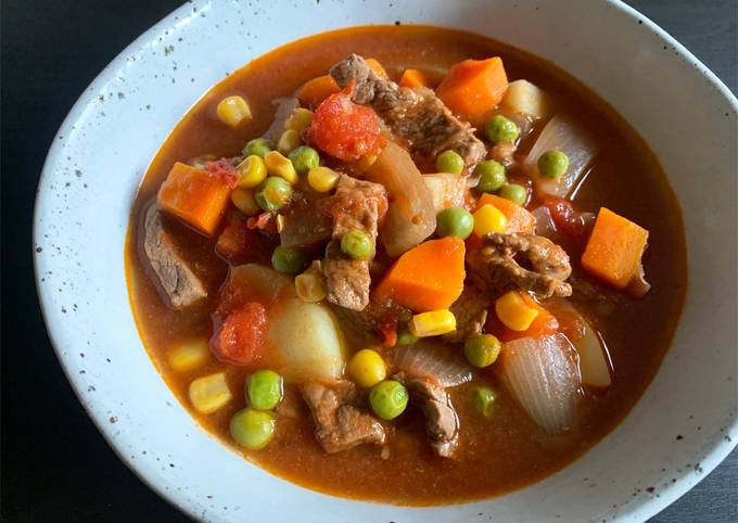 Simple Beef & Vegetable Soup recipe main photo