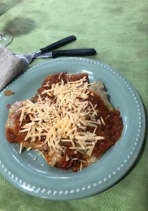 Una foto de Ravioles caseros de ricota y nuez! Masa con curry 🤩