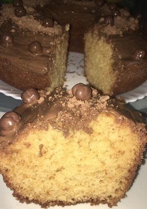 صورة لوصفة الكيكه العاديه مع شكولاته🍫