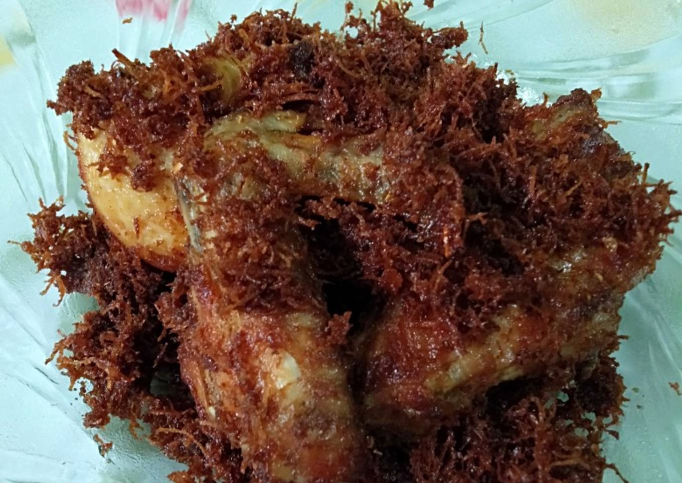 Ayam goreng serundeng kelapa