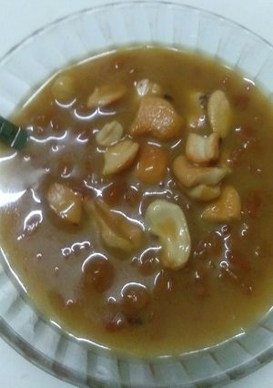 A picture of Parapu payasam (dal kheer).