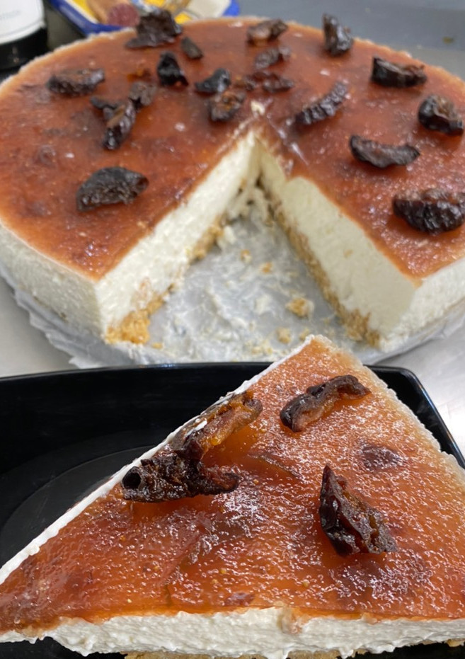 Una foto de Pastel de queso con mermelada de ciruela