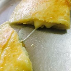 A picture of Cheese burst pancakes.
