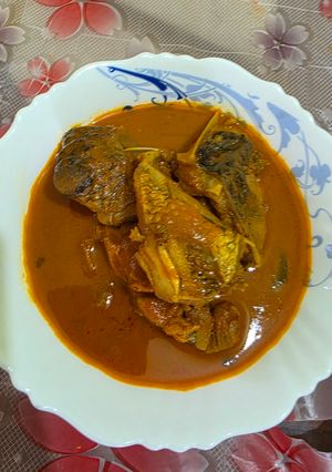 A picture of Konkani style Fish salan.