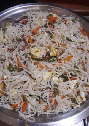 এগ চাউমিন রেসিপির প্রধান ছবি