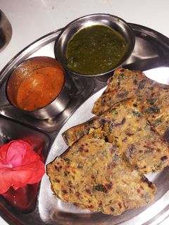 मेथी के पराठे (methi ke parathe recipe in Hindi) रेसिपी मुख्य फोटो