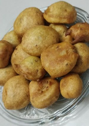 A picture of Egg Pakoras.
