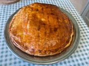 Une photo de crème frangipane