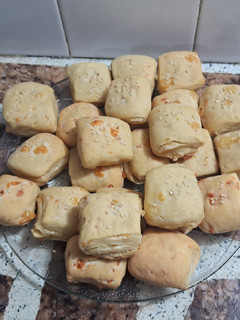 Una foto de Scones de queso 🧀