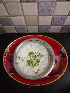 * ரெய்த்தா *(க்விக் ரெசிபி)(raita recipe in tamil) செய்முறை முக்கிய புகைப்படம்