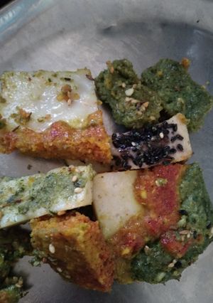 તીરંગી ઢોકળા (Tirangi Dhokla Recipe In Gujarati) રેસીપી મુખ્ય ફોટો