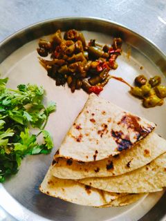 बींस सब्जी (beans sabzi recipe in Hindi) रेसिपी मुख्य फोटो