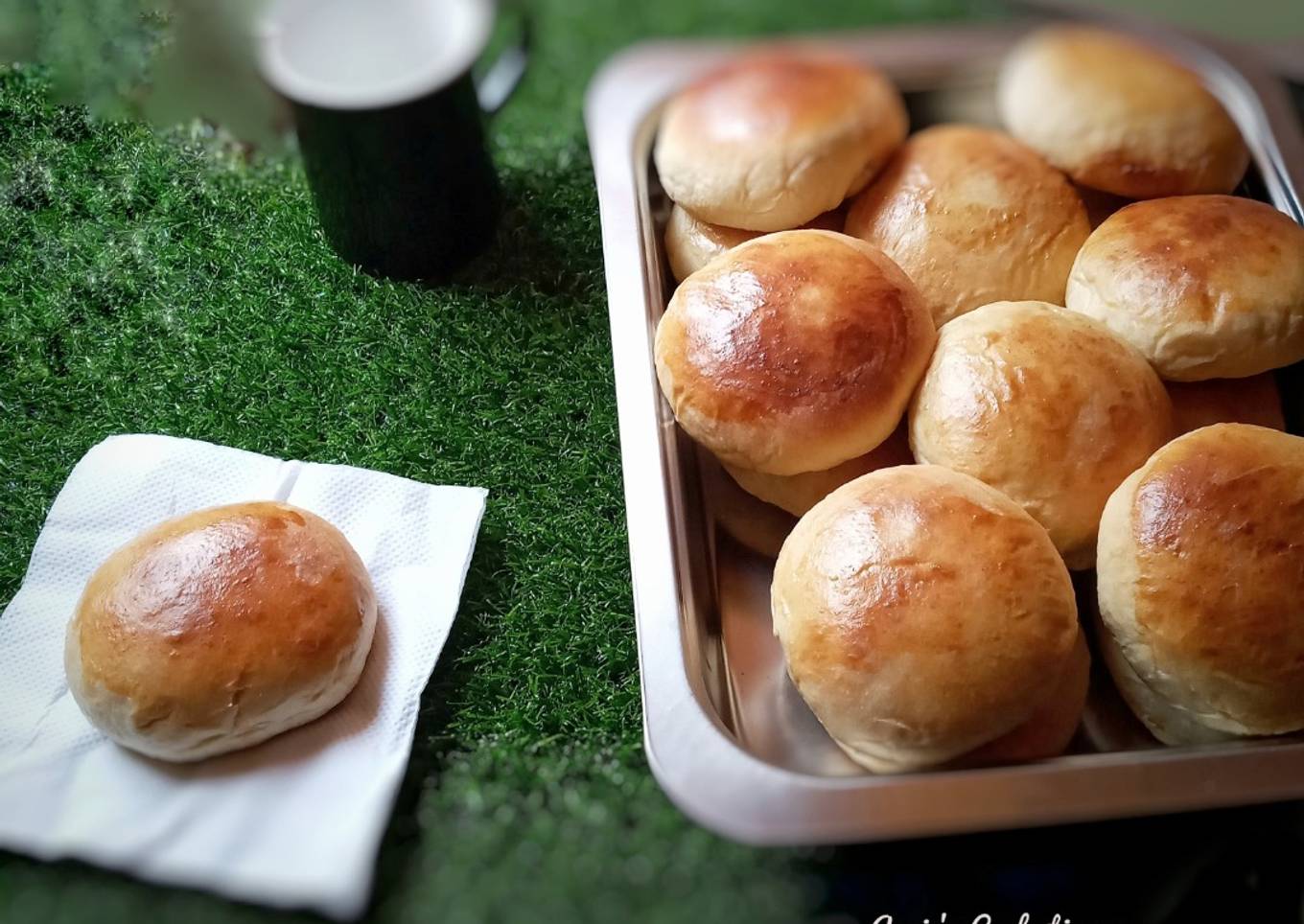 Dinner rolls
