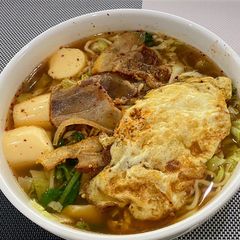A picture of Egg Noodles Soup.