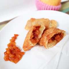 A picture of Apel pai goreng.