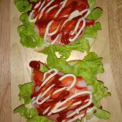 แซนวิชโบโลน่าสลัด (Bologna and Salad Sandwich)-レシピのメイン写真