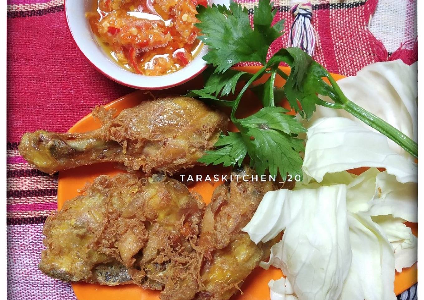 Ayam goreng kocok telur